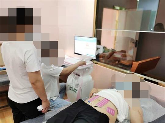 产后康复治疗仪与产后修复手法相比，更倾向于哪一种呢？